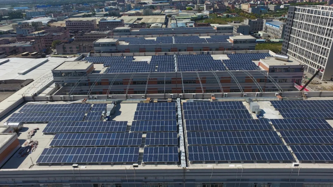 在現場屋頂安裝光伏發電的最大優點不是賺錢而(圖1) 屋頂光伏發電